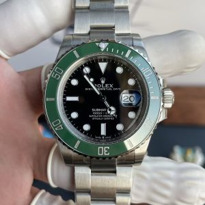 Oyster Perpetual Submariner Date