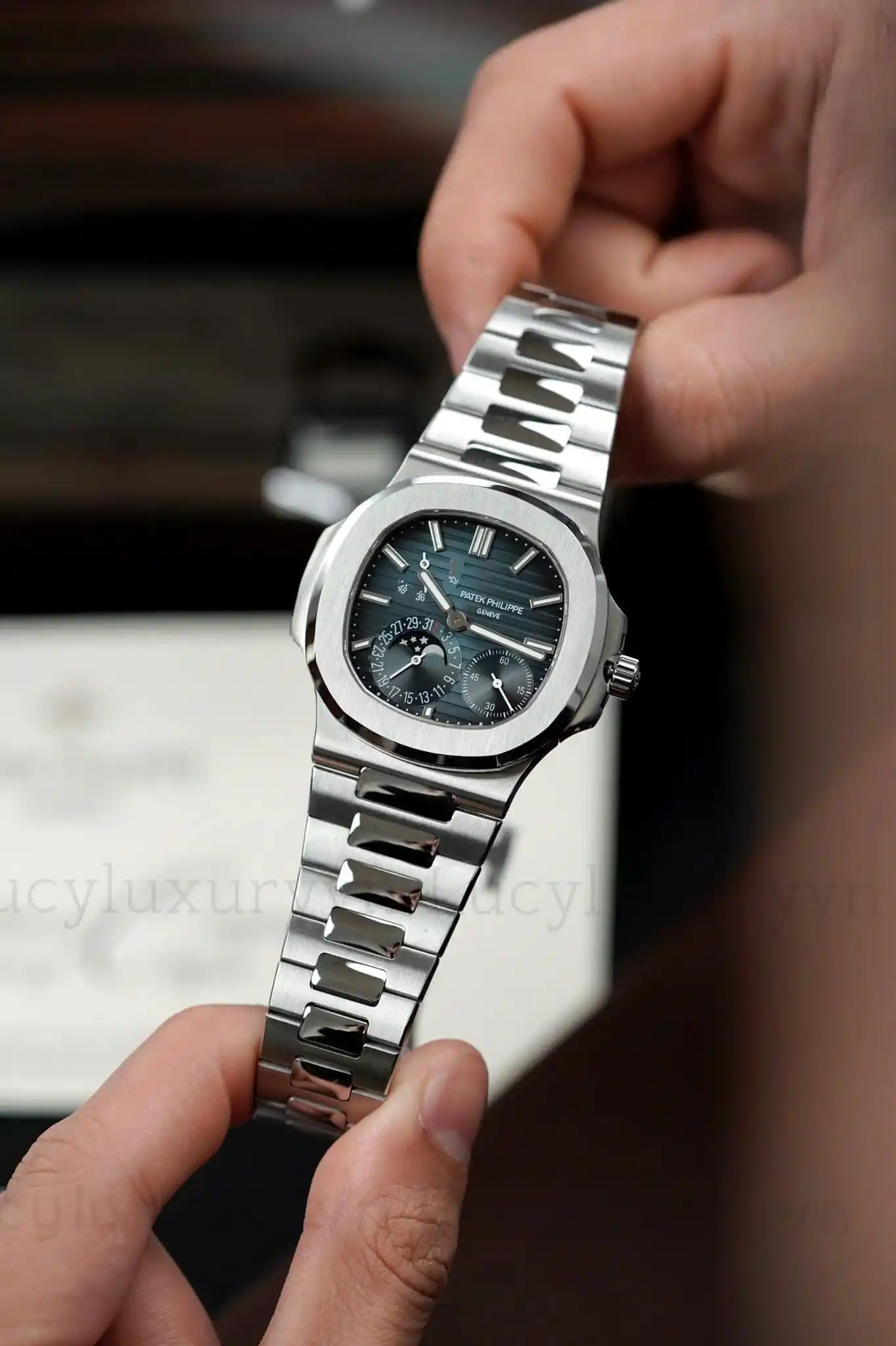 Patek Philippe Nautilus 5712/1A-001 Blue Steels Custom Modify – Handcrafted Version - 图片 6